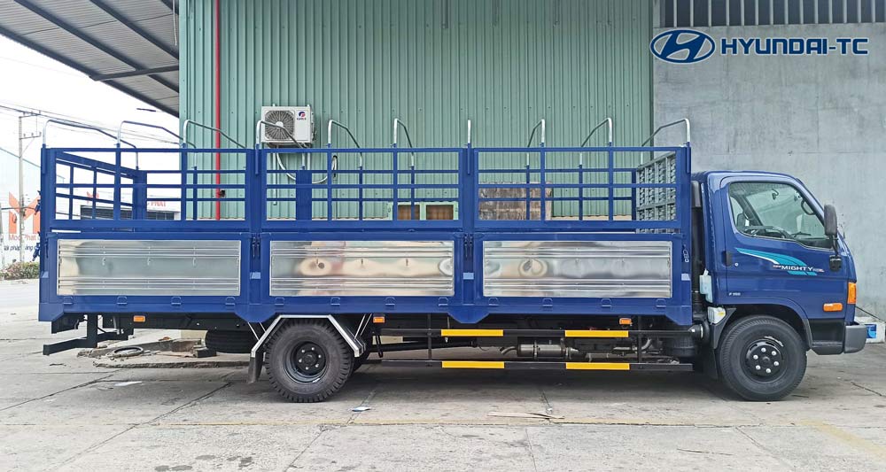 xe_tai_hyundai_110xl_thung_mui_bat